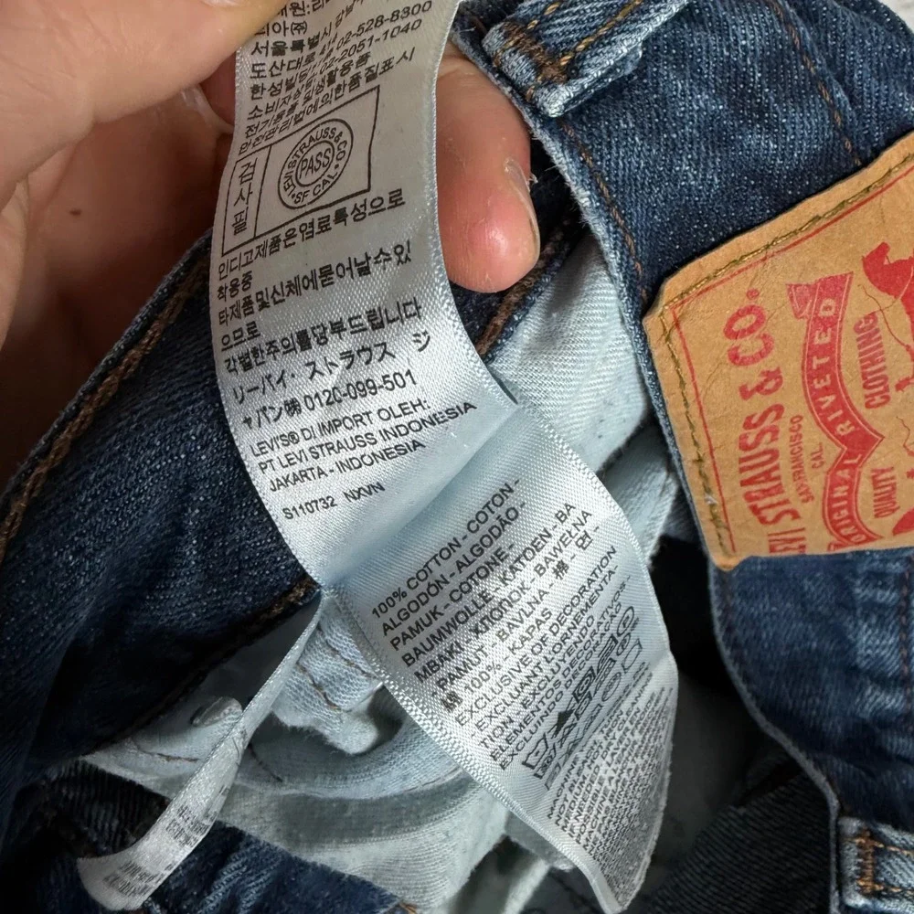 Levis levi 527
